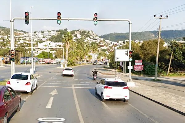 Bodrum Oto Lastik Tamiri - En Yakın Acil Yol Lastik Tamircisi - Resim 4