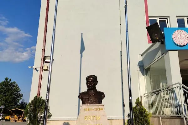 Furtuni Ve İsak Pinhas Ortaokulu - Resim 5