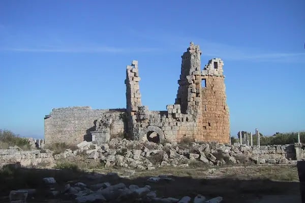 Byzantine basilica - Resim 10
