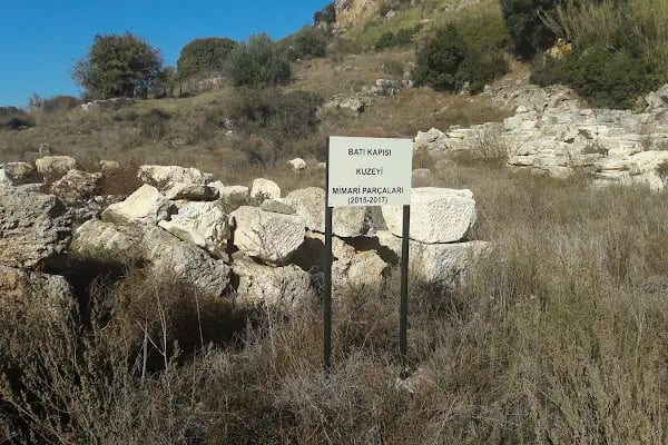 Byzantine basilica - Resim 4