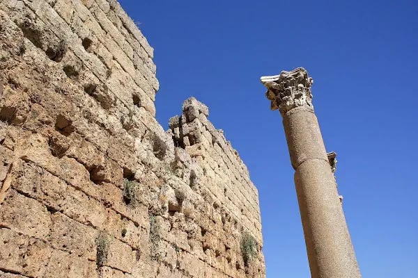 Byzantine basilica - Resim 9