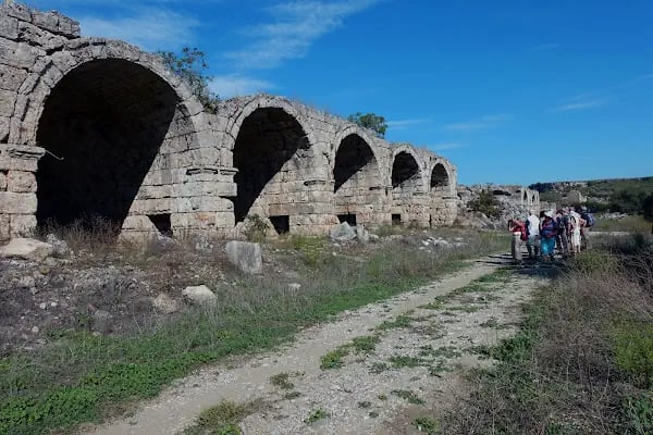 Byzantine basilica - Resim 7
