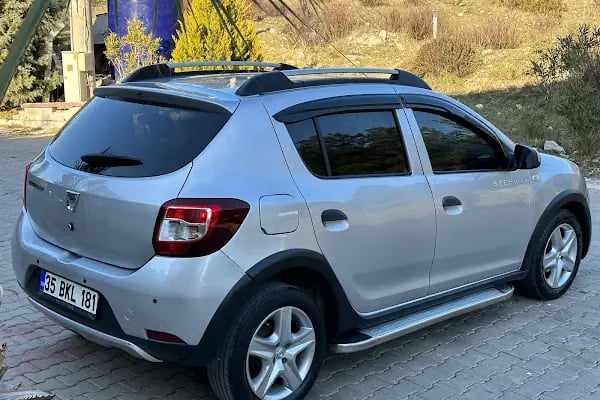 ALSANCAK RENT A CAR - Resim 18