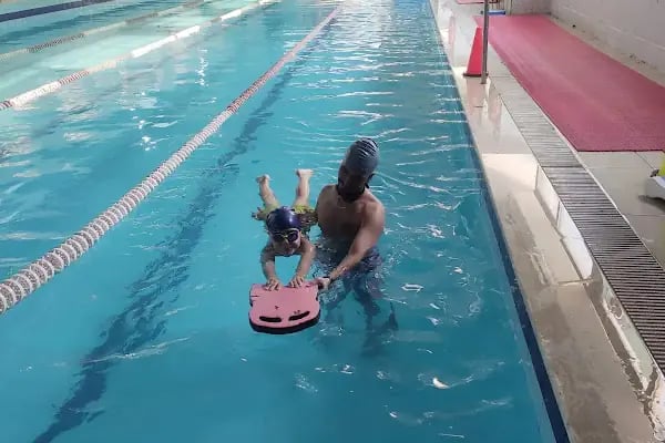 Waterland Yüzme Okulu İzmir Yüzme Kursu - Resim 10
