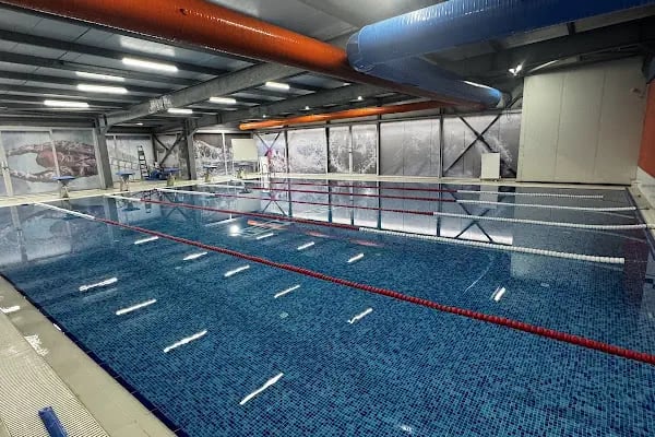 Waterland Yüzme Okulu İzmir Yüzme Kursu - Resim 2