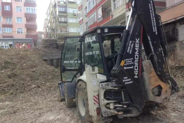 Kiralık Kepçe mini eskavatör - Resim 7