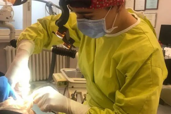 Uzm. Dt. Bergin Gökdeniz Diş Kliniği - Resim 9