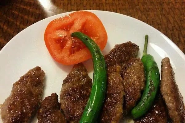 Paşaköy köftecisi Recep Çılgın - Resim 3