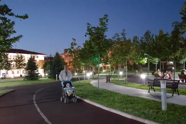 Bisiklet parkı (Uçaklı Park) - Resim 15