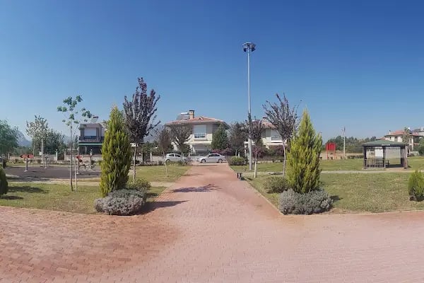 Hacı Tevfik Karabayır Parkı - Resim 9