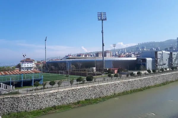 Söğütlü Atletizm Stadı - Resim 14