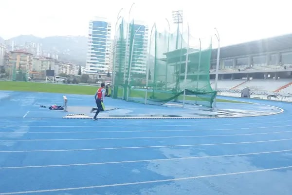 Söğütlü Atletizm Stadı - Resim 17
