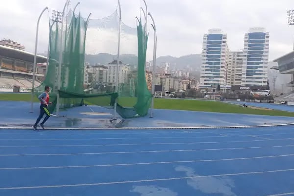 Söğütlü Atletizm Stadı - Resim 18
