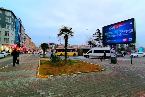 İspark Avcılar Meydanı Açık Otoparkı - Resim 5
