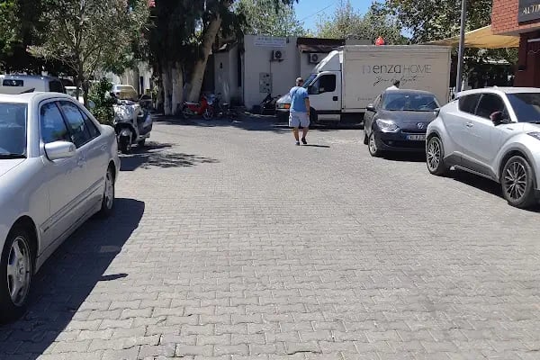 Cömert erkek kuaförü - Resim 3
