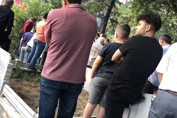 Yenibosna Mezarlığı - Resim 9