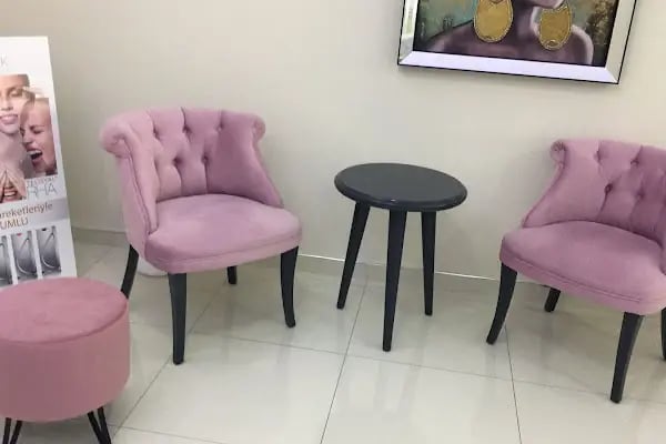 Prof. Dr. Arzu Akçal Plastik ve Estetik Cerrahi Uzmanı - Resim 8