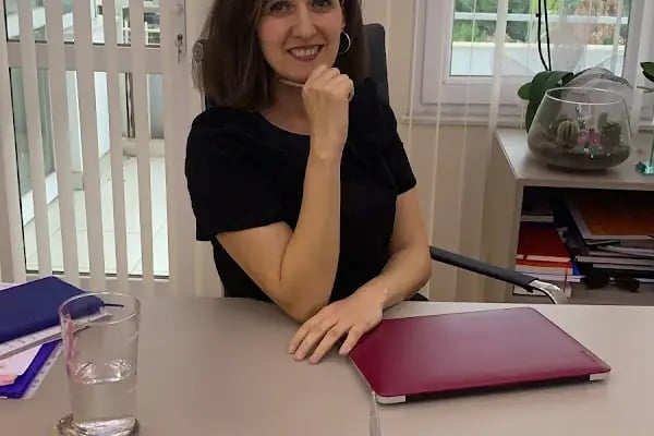 Prof. Dr. Arzu Akçal Plastik ve Estetik Cerrahi Uzmanı - Resim 10