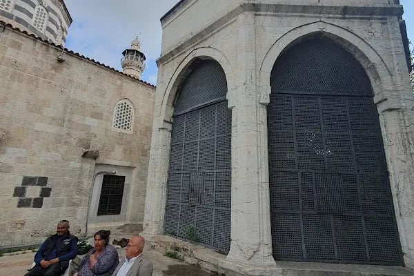 Ramazanoğlu Türbesi - Resim 19