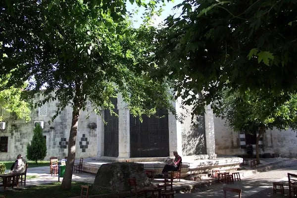 Ramazanoğlu Türbesi - Resim 3