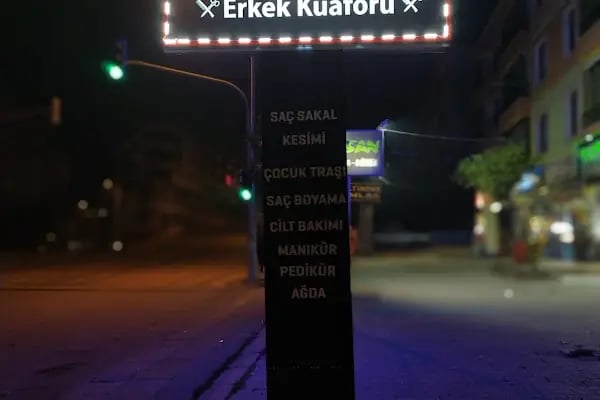 Emrah Altuğ Erkek Kuaförü - Resim 16
