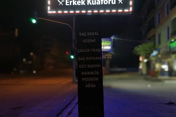 Emrah Altuğ Erkek Kuaförü - Resim 15