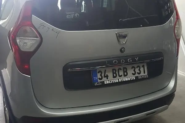 İstoç Oto &amp; Ticaret Merkezi - Resim 8
