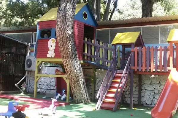 BUCA BAHÇELİ KÖŞK MONTESSORİ ANAOKULLARI - Resim 19