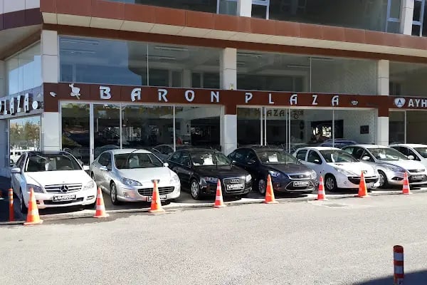 Baron Plaza - Resim 1