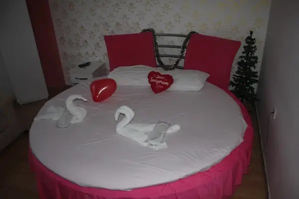 Work &amp; Home Hotel Suites - Resim 18