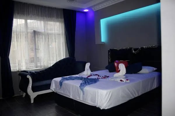 Work &amp; Home Hotel Suites - Resim 5