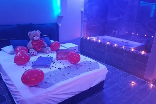Work &amp; Home Hotel Suites - Resim 6
