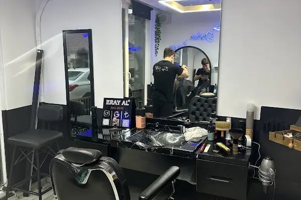 Eray Al Exclusive Erkek Kuaförü Sakarya - Resim 3
