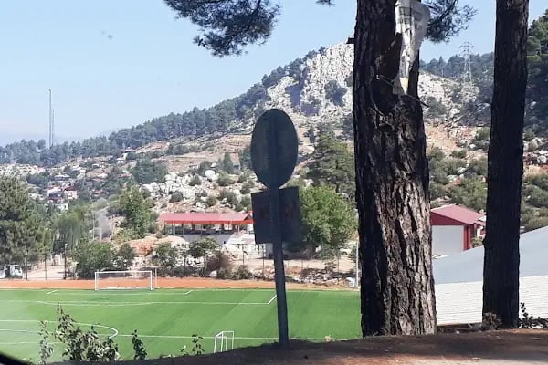 Aladağ Stadyumu - Resim 13