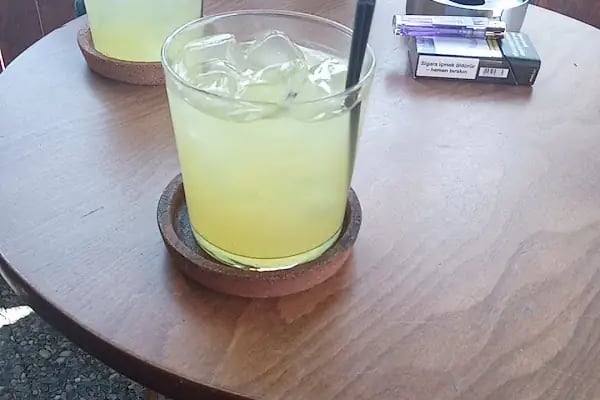 Mahalle Food &amp; Cafe - Resim 6