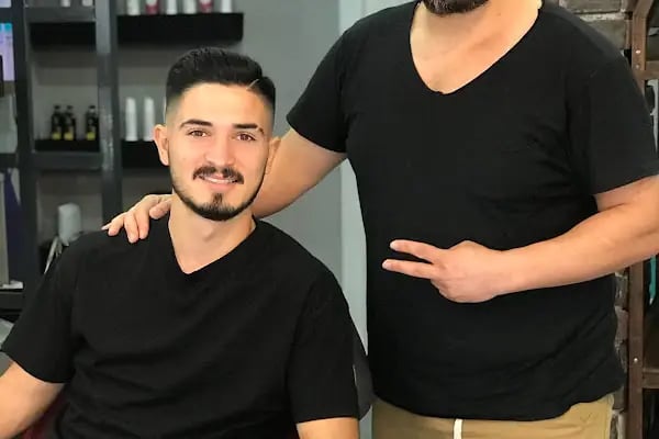 Kadir Alkan Hair Artist Erkek kuaförü barber shop Trabzon - Resim 10