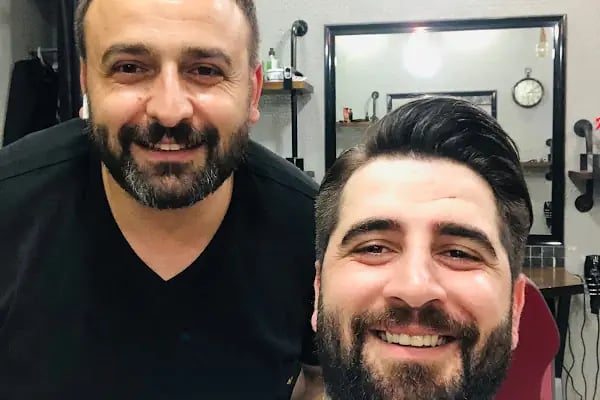 Kadir Alkan Hair Artist Erkek kuaförü barber shop Trabzon - Resim 11