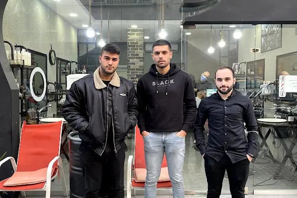 Kadir Alkan Hair Artist Erkek kuaförü barber shop Trabzon - Resim 9