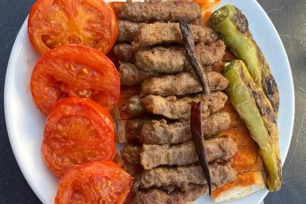 Meşhur Tereyağlı Ödemiş Köfte 2 - Resim 10