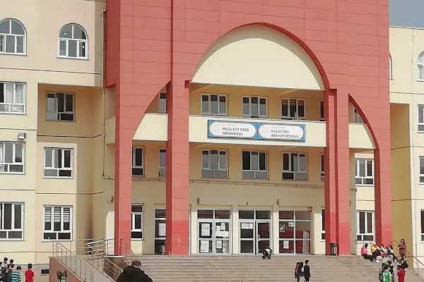 Halil Kut Paşa Ortaokulu - Resim 6