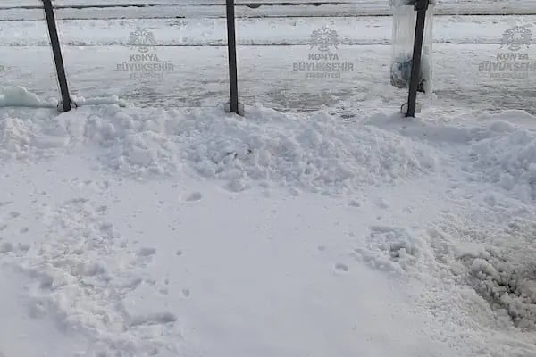 Tramvay Kunduracılar Durağı - Resim 5