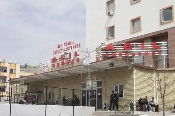 Dr. Ersin Arslan Eğitim ve Araştırma Hastanesi Mücahitler Ek Binası - Resim 6