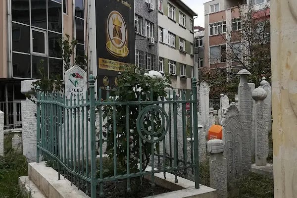 Laleli Baba türbesi - Resim 3