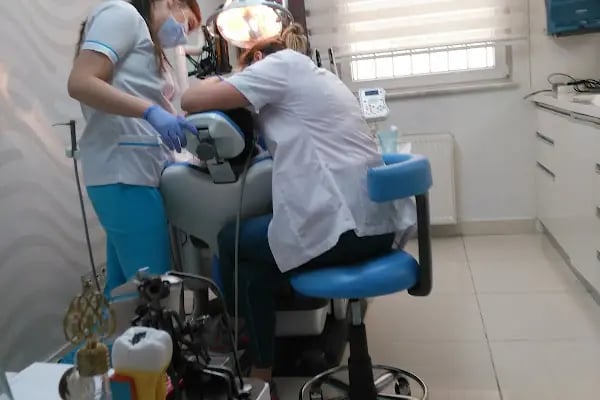 Dentavizyon Ağız ve Diş Sağlığı Merkezi - Resim 5