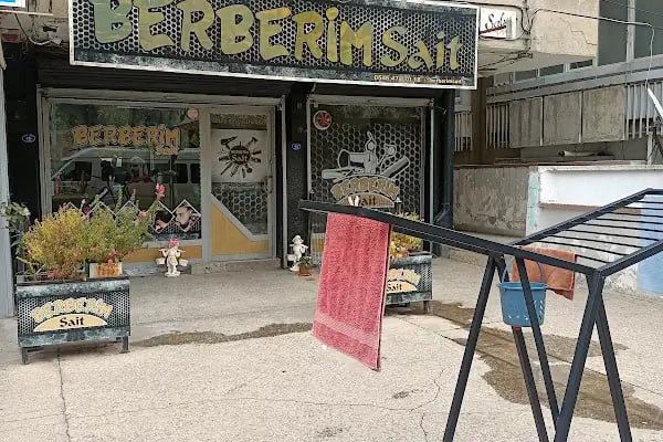 Berberim Sait erkek kuaförü - Resim 3