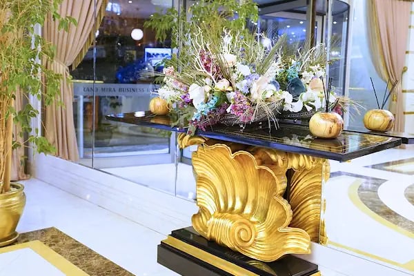 The Grand Mira Hotel - Resim 15