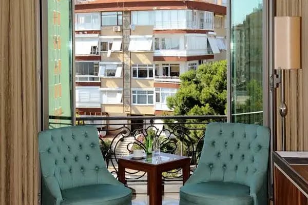 The Grand Mira Hotel - Resim 13