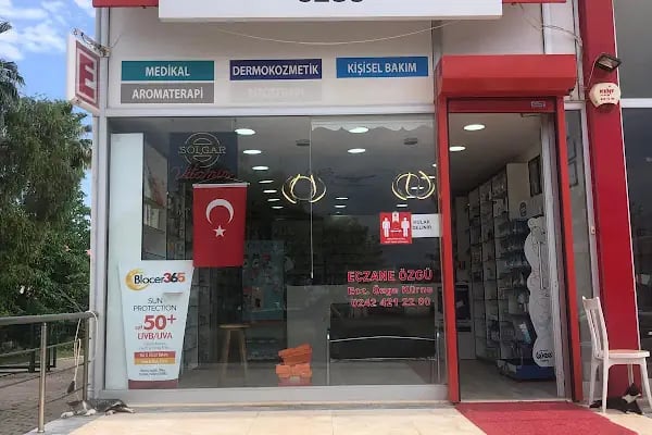 Özgü Eczanesi - Resim 1
