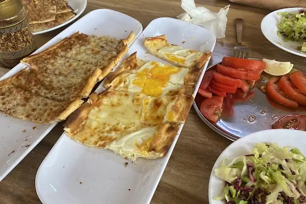 Tıraş Elti Pide Salonu - Resim 2