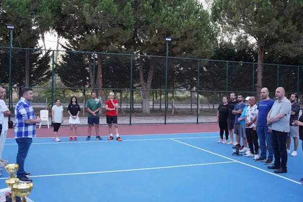 Orhangazi Belediyesi Tenis Kortları - Resim 2